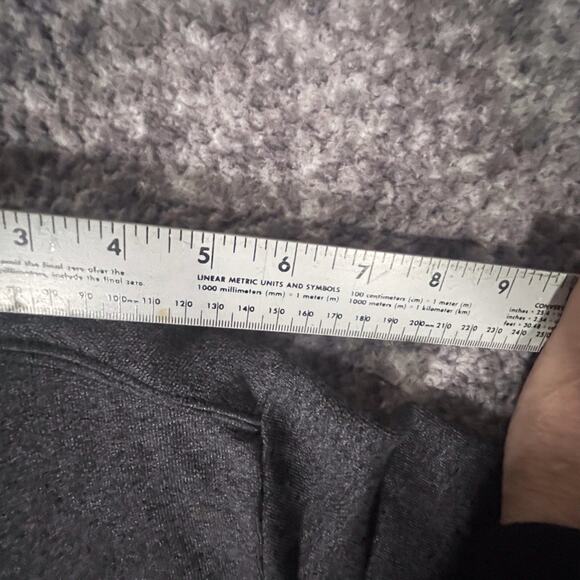 Volcom Henley Sweater Men’s Medium Gray Long Sleeve Lightweight Pocket Pullover - Picture 5 of 14